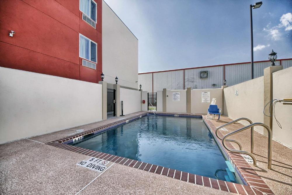 Motel 6-Weslaco, TX